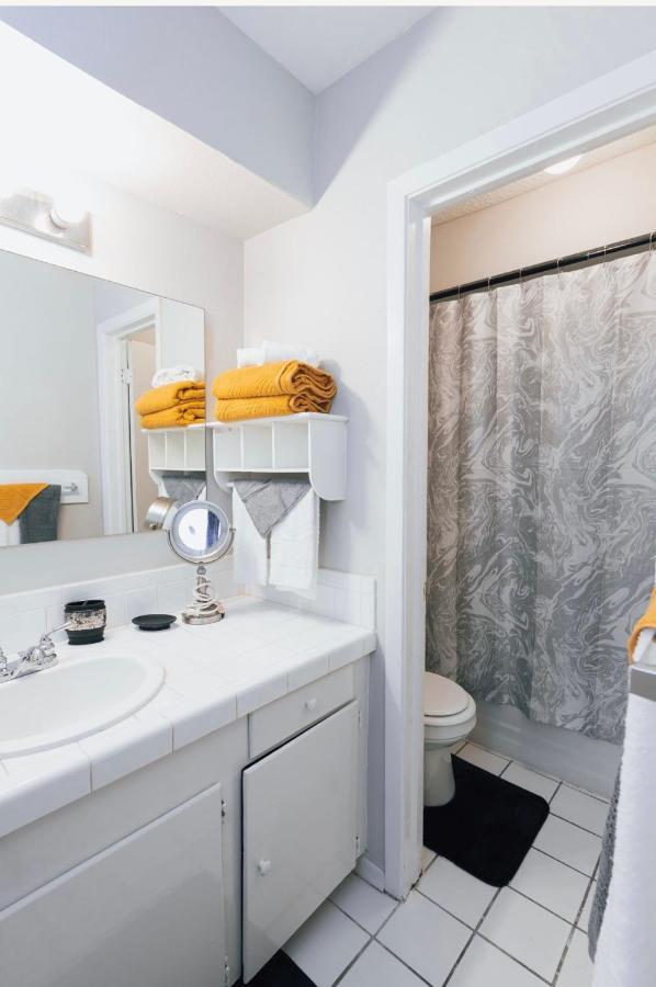 Enticing 1Br Apartment In The Heart Of The Heights Houston Exterior photo